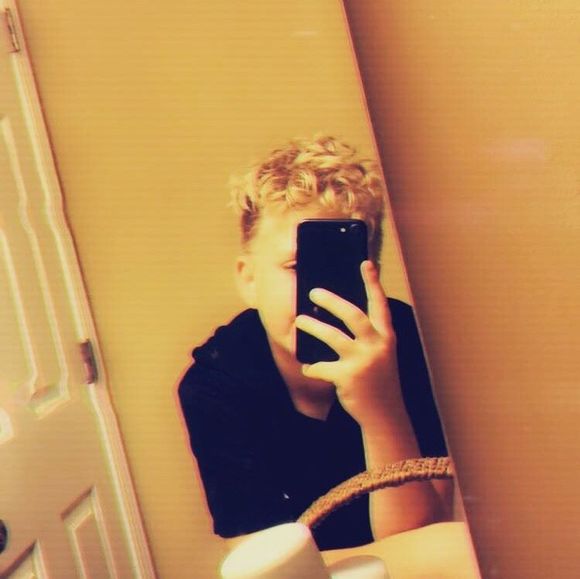 Profile Picture of Brycen Creech (@brycen_creech) on Poshmark