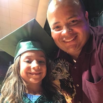 Profile Picture of Alex Alvarez (@Emaye_Creations) on Twitter