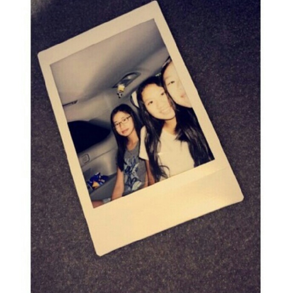 Profile Picture of Chloe Kim (@chloekim12) on Poshmark