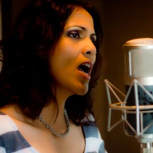 Profile Picture of Caralisa Monteiro (@caralisa.monteiro) on Myspace