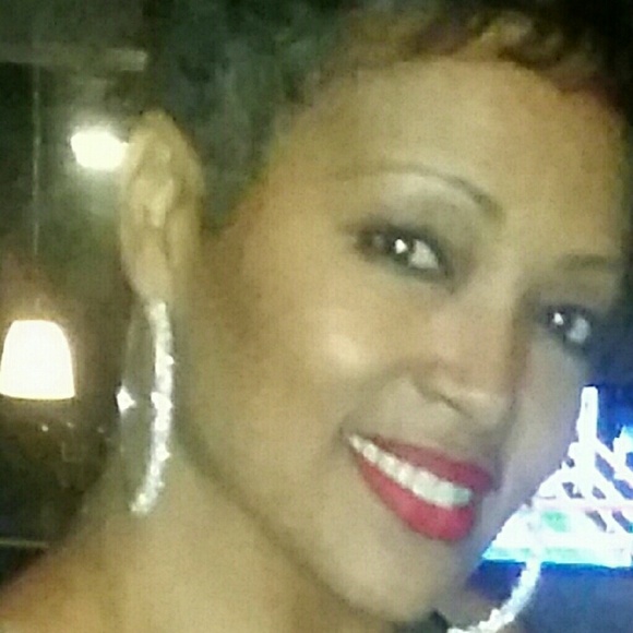 Kim Nave - Poshmark Profile Picture of Kim Nave (@msnave) on Poshmark