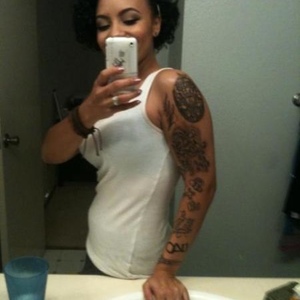 Profile Picture of Bianca Chaparas (@cosmob) on Myspace