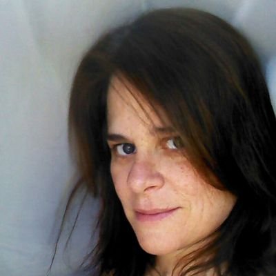 Profile Picture of Pamela Barnett (@pambarnett70) on Twitter