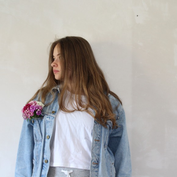 Profile Picture of Svenja Rösch (@svenja_r) on Poshmark