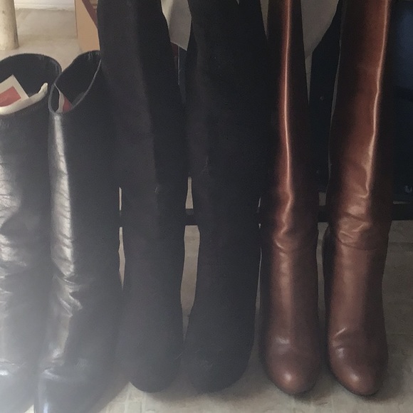 Profile Picture of Laura Ouellette (@soloco75) on Poshmark