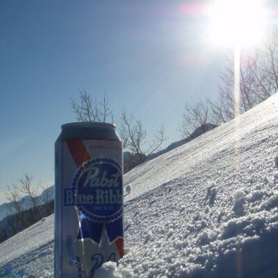 Profile Picture of Travis Burkholder (@TommyCrowbar) on Twitter