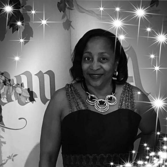 Profile Picture of Pamela Jones (@pkjones365) on Poshmark