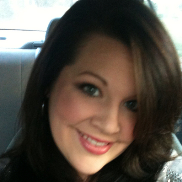 Profile Picture of Amanda Knighten (@aknighten) on Poshmark