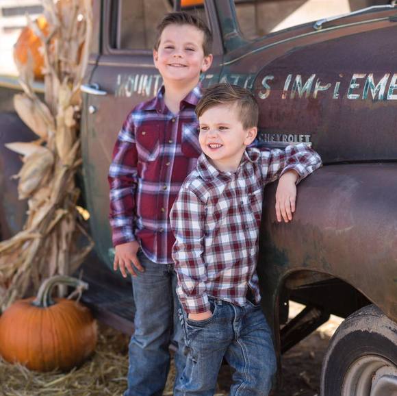 Profile Picture of Josh Anderson (@jander_392) on Poshmark