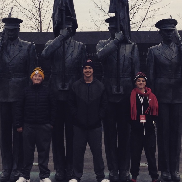 Profile Picture of Jason Gamotan (@jaygamotan) on Poshmark