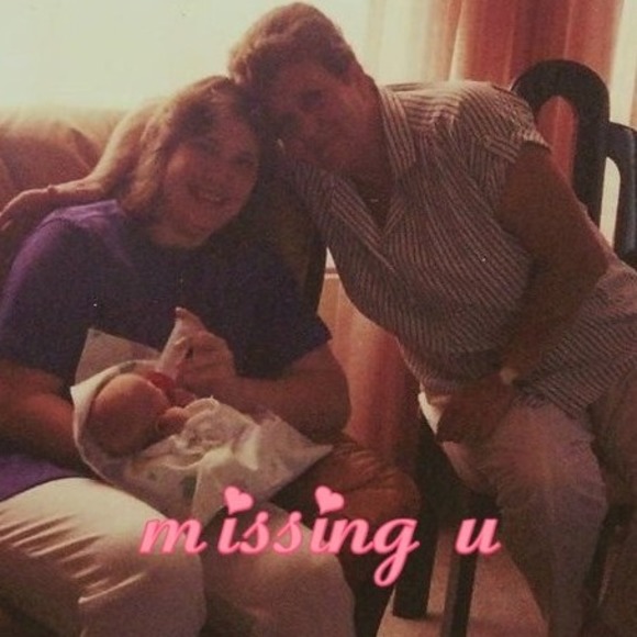 Lisa Kinley - Poshmark Profile Picture of Lisa Kinley (@lisa_kinley) on Poshmark