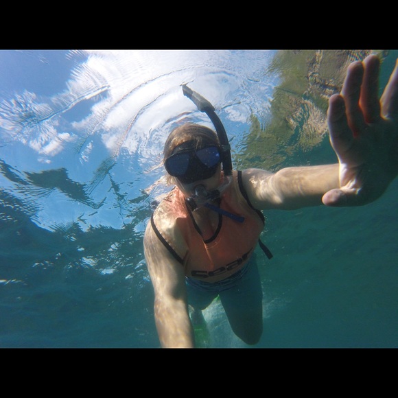 Profile Picture of Danielle Aydelotte (@daydelotte) on Poshmark