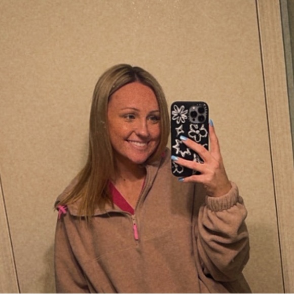 Profile Picture of Rachel Reed (@rachelreed97) on Poshmark