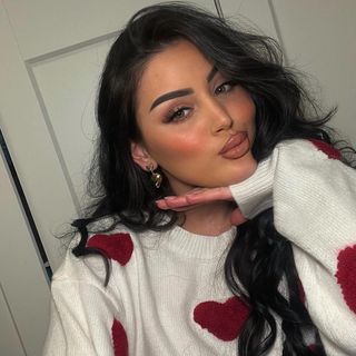 Profile Picture of • Bleona Hajzeri (@bleoonaa_) on Instagram