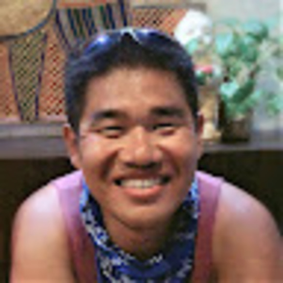 Profile Picture of Chao Yu (@derek5221) on Poshmark