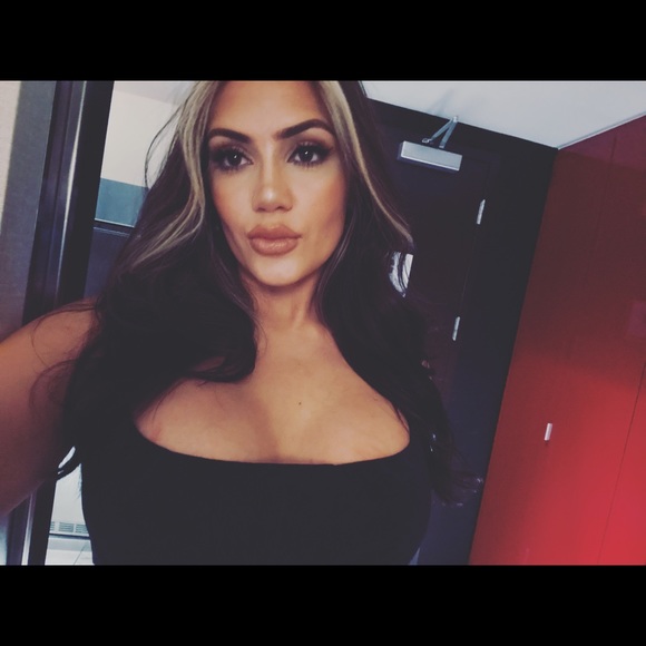 Profile Picture of Daniela Arndt (@driding97) on Poshmark