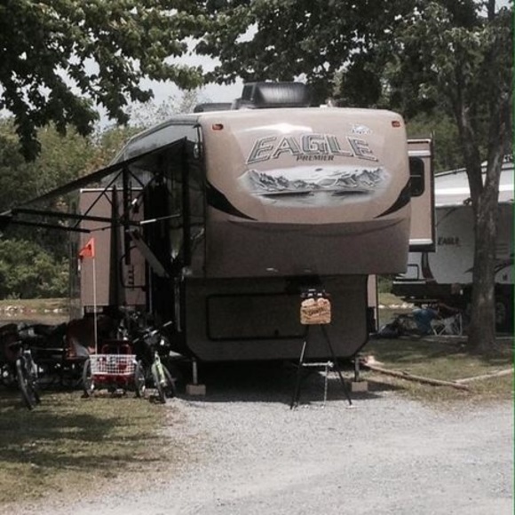 Profile Picture of Danny Smith (@dannysmith338) on Poshmark