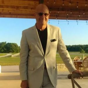 Profile Picture of steve (@stevelemmond) on Tiktok