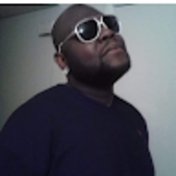 Profile Picture of Calvin Arnold (@calvinarnold775) on Poshmark