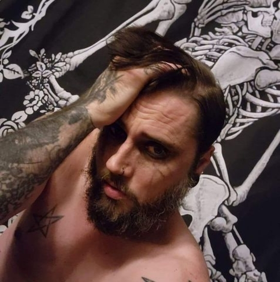 Profile Picture of Dustin Peterson (@orphus) on Poshmark
