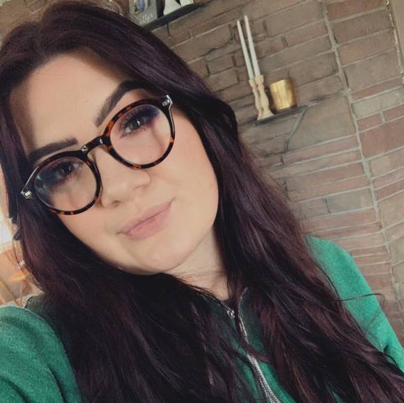Profile Picture of Katelyn Ward (@katelynward125) on Poshmark