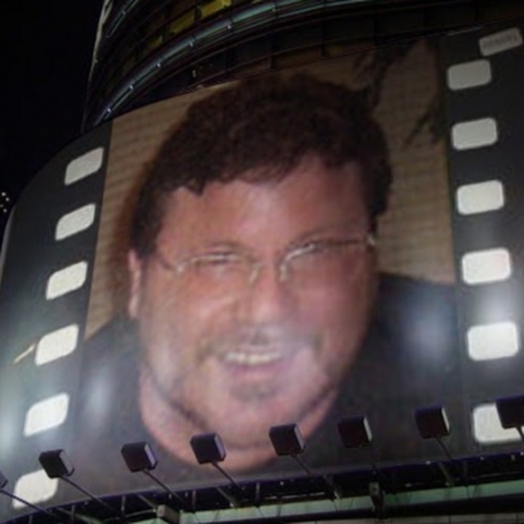 Profile Picture of Hugh Paschke (@hughmann63) on Poshmark