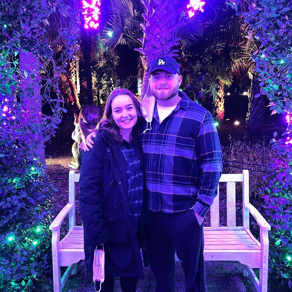 Profile Picture of Danielle Doll (@elledol) on Poshmark