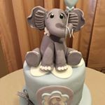 Profile Picture of Jennifer Hutson (@cakesbyjennhutson) on Instagram