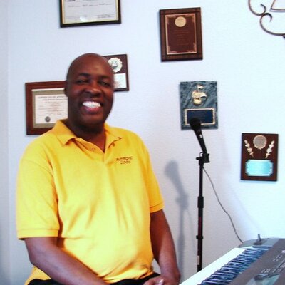 Profile Picture of Albert Joe Reed (@@musicajr) on Twitter