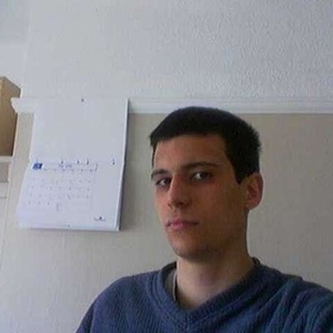 Profile Picture of Adam Santos (@silvervalver) on Myspace