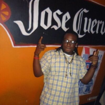 Profile Picture of Desmond Steele (@pvilleboy06) on Twitter