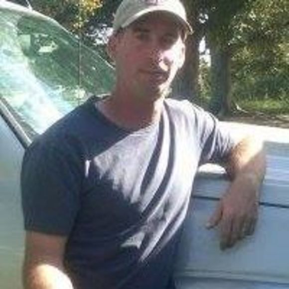 Profile Picture of Chandlier Poupart (@country101101) on Poshmark