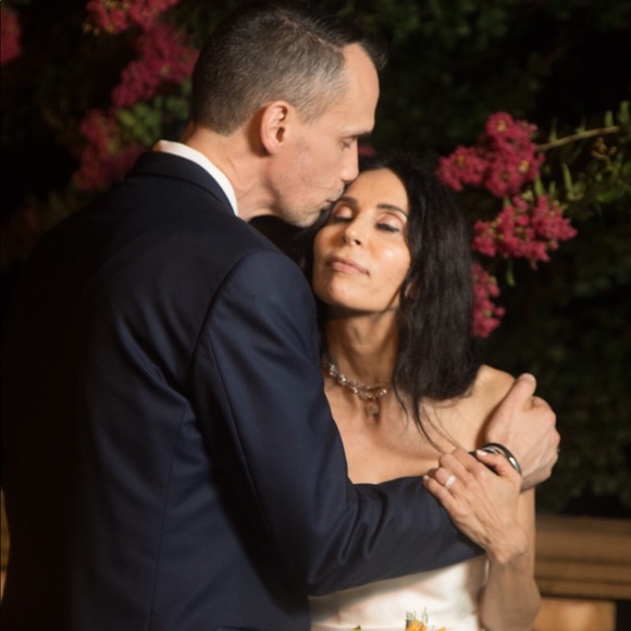 Profile Picture of Denise anne Zrowka (@denise20218) on Poshmark