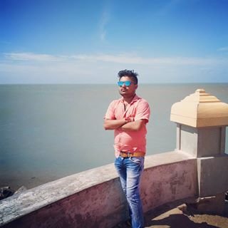 Profile Picture of Abhinav Mukherjee (@abhinav.mukherjee.71) on Facebook