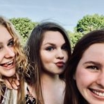 Profile Picture of julia (@juliamalley) on Instagram