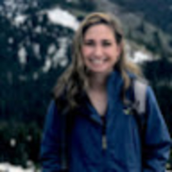 Profile Picture of Caitlin Cramer (@cc797) on Poshmark