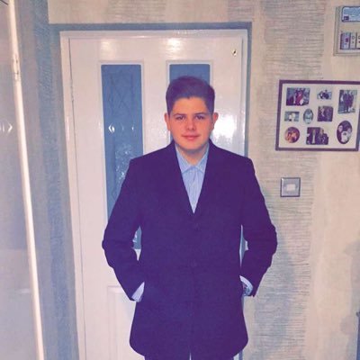 Profile Picture of Harry Crump (@Crumpy14) on Twitter