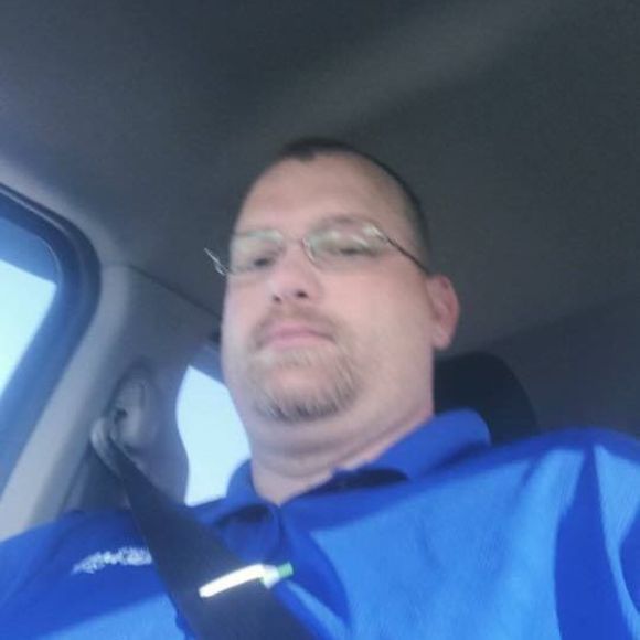 Profile Picture of Terry Helms (@terryhelms) on Poshmark