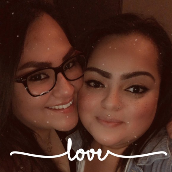 Profile Picture of Jocelinejazlynn Ramirez (@jessramirez21) on Poshmark