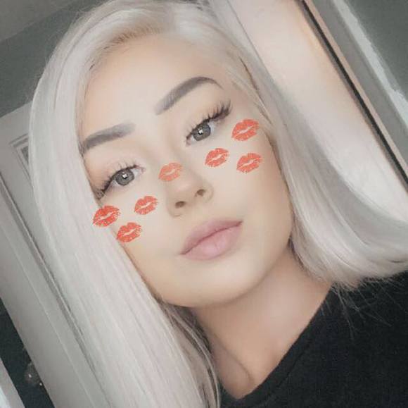 Profile Picture of Autumn Gibson (@autumn_gibson) on Poshmark