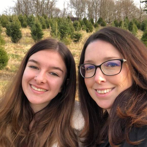 Profile Picture of Jocelyn Rovinsky (@jocelyn111503) on Poshmark