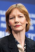 Profile Picture of Sandra Hülleron Wikipedia