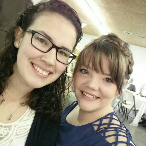 Profile Picture of Kayla Schmeets (@kaylas311) on Poshmark