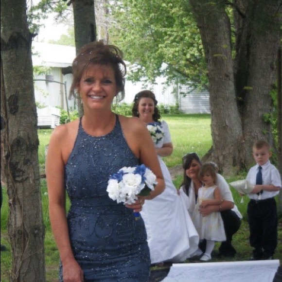 Profile Picture of Trish Broaddus (@trishbroaddus) on Poshmark