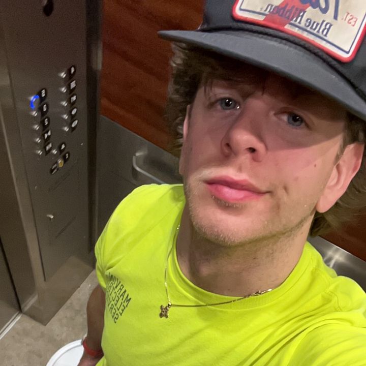 Profile Picture of Alex porta (@alex.porta4) on Tiktok