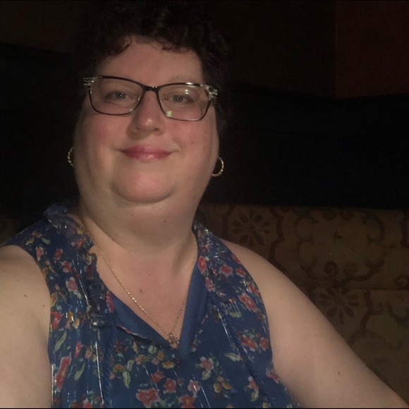 Profile Picture of Allison Keith (@allisonkeith523) on Poshmark