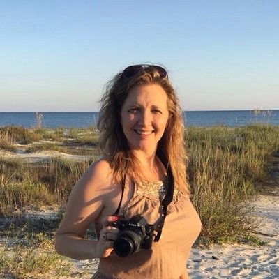 Profile Picture of Michelle Ryba Smith (@ChelsLegacy) on Twitter