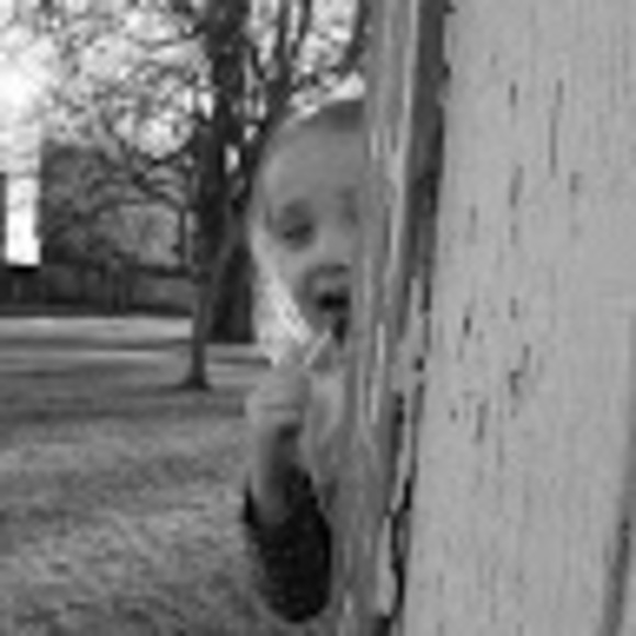 Profile Picture of Laura Clouse (@laclouse24) on Poshmark