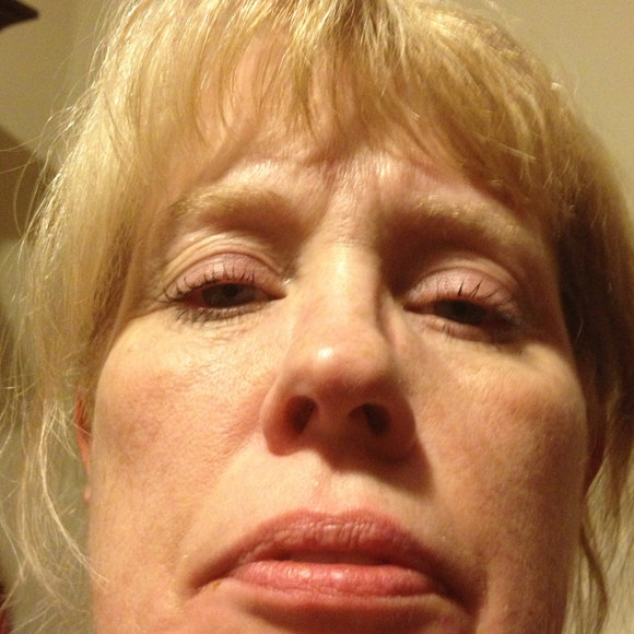 Profile Picture of Kimberly Trumbore (@bagels) on Poshmark