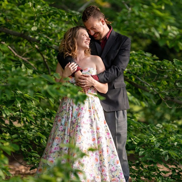 Profile Picture of Krystal Hannahs (@pincushion117) on Poshmark